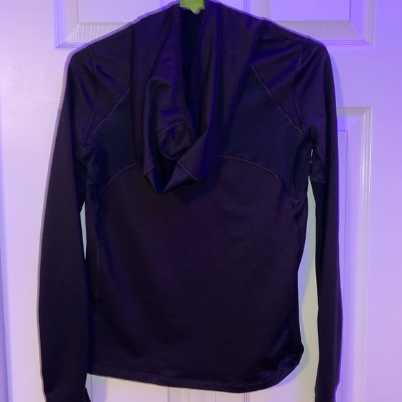 Black Nike Pullover - Picture 2 of 2